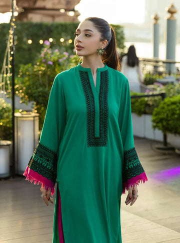 Emerald Breeze - Zainab Chottani (AC-11)